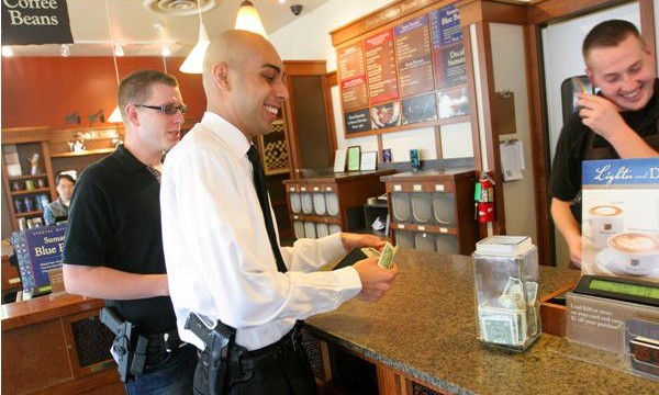 Open Carry Starbucks courtesy csmonitor com