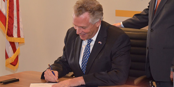 Terry McAuliffe1 JPG