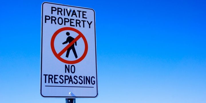 No trespassing sign
