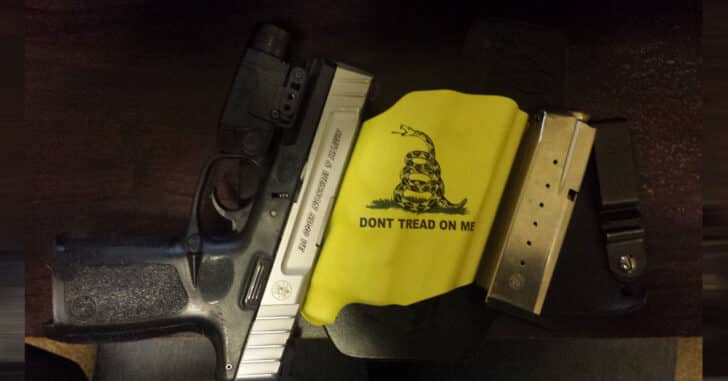 #DIGTHERIG – Dustin and his S&W SD40VE in a White Hat Holster