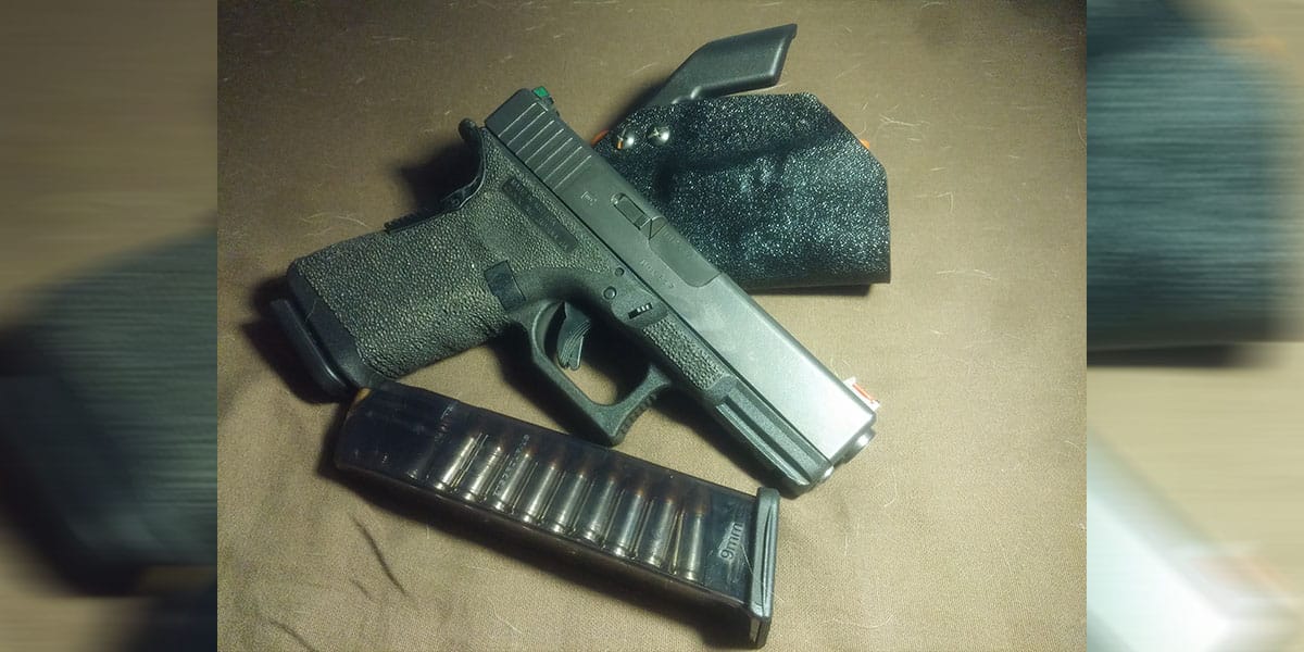 #DIGTHERIG - This Guy And His Glock 19 In A Homemade Kydex Holster ...