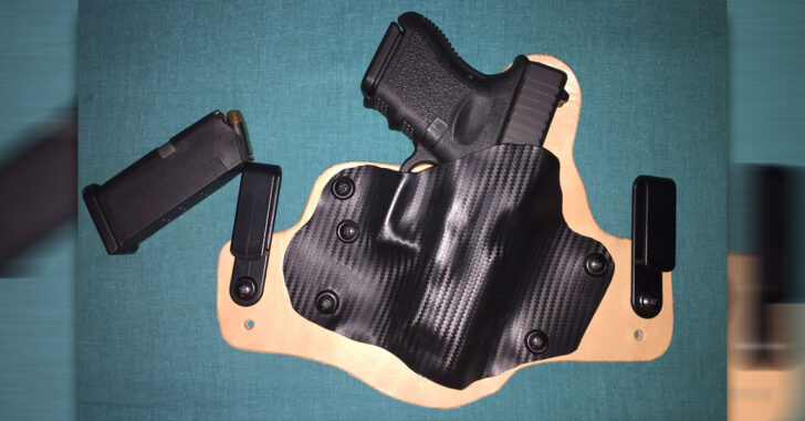#DIGTHERIG – Matt and his Glock 27 in a Ozark Mountain Holster