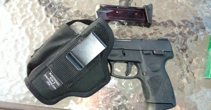 #DIGTHERIG – Michael and his Taurus PT111 Millennium in a Blackhawk Holster