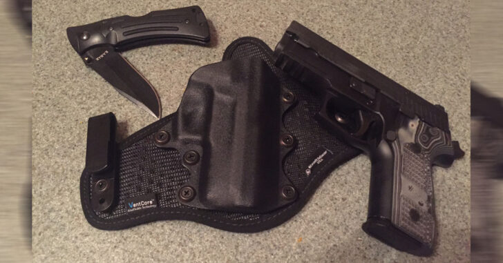 #DIGTHERIG – Shaun and his Sig Sauer P229 in a StealthGearUSA Holster