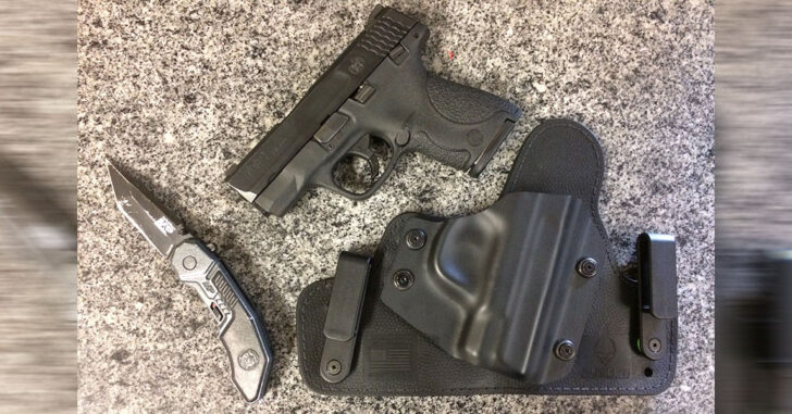 #DIGTHERIG – Travis and his S&W M&P Shield 9mm in an Alien Gear Holster