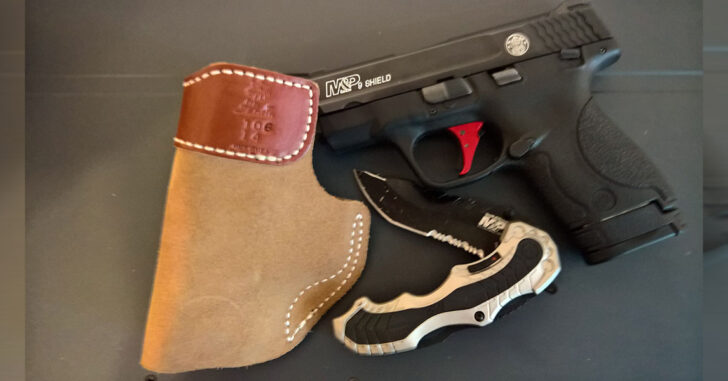 #DIGTHERIG – Tom and his Smith and Wesson M&P Shield 9mm in a DeSantis Holster