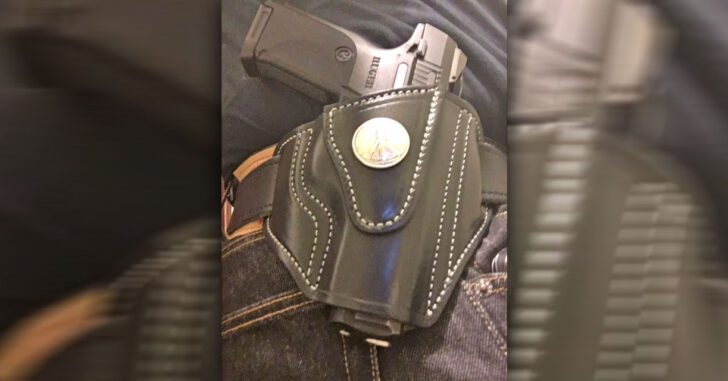 #DIGTHERIG – Thomas and his Ruger SR45 in a One In The Chamber Gear Holster