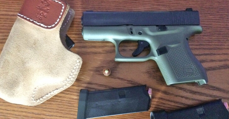 #DIGTHERIG – Peter and his Glock 43 in a Desantis Holster