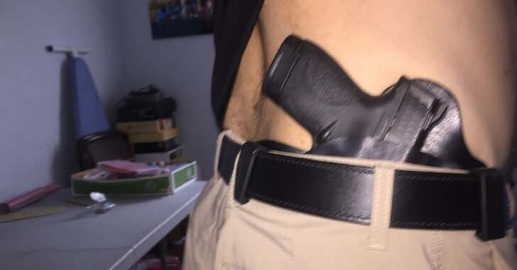 #DIGTHERIG – Tim and his Smith & Wesson M&P Shield 9mm in a Foxx Holster