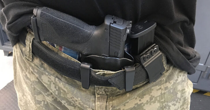 #DIGTHERIG – Rocky and his Smith & Wesson M&P 2.0 in a JM Custom Kydex  Holster