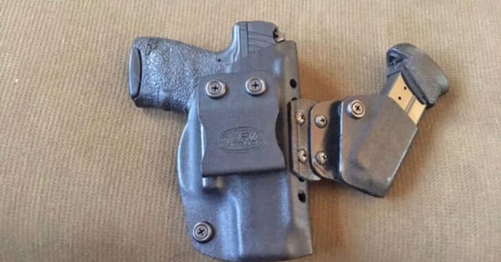 #DIGTHERIG – Scott and his Walther PPS (mostly) in a Dara Holster