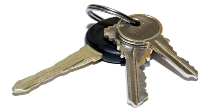 Random Thoughts: Here are 4 Reasons Why Using Keys as Your Self Defense Tool Is a Terrible Idea