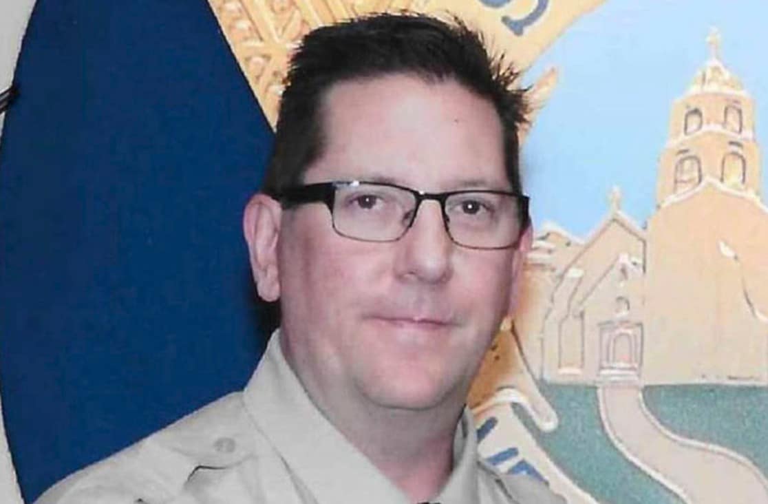 Officer Who Died During California Bar Mass Shooting Was Killed By ...