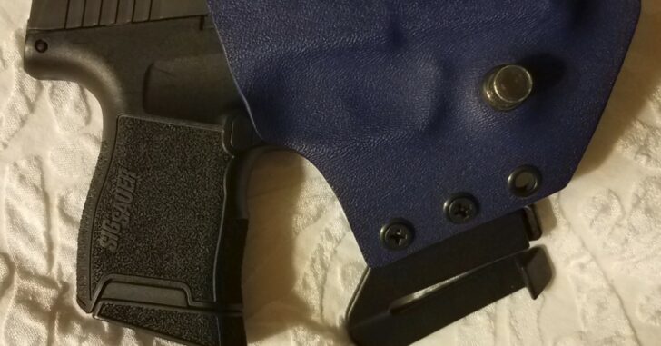 #DIGTHERIG – Michael and his Sig Sauer P365 in a Lucky Draw Holster