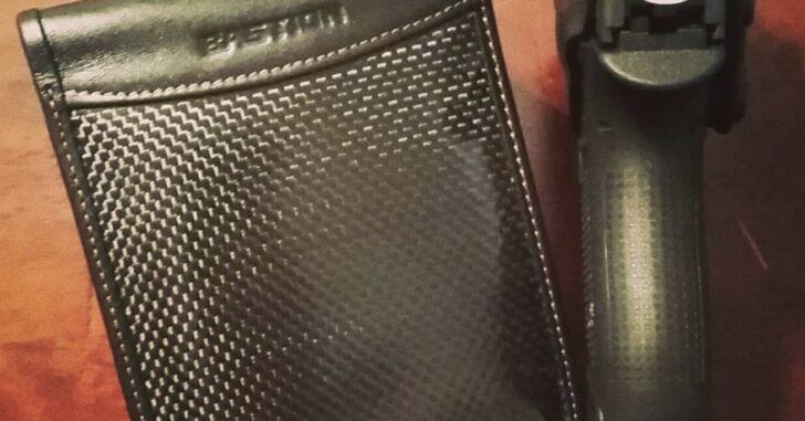 #DIGTHERIG – Justin and his Glock 43 in a Kydex Holster