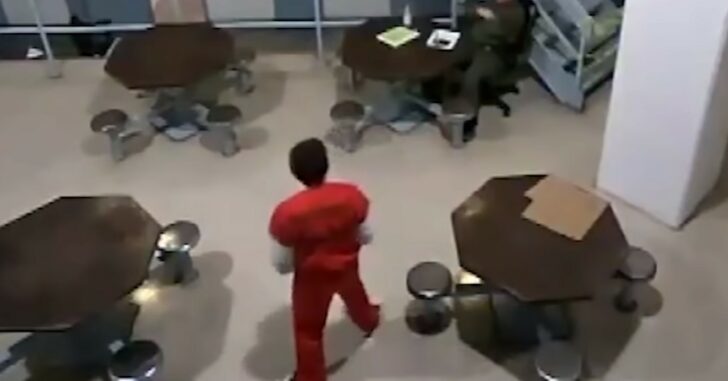 [VIDEO] Parkland Gunman Fights Guard In Jail, Gains Access To Taser, Eventually Handcuffed