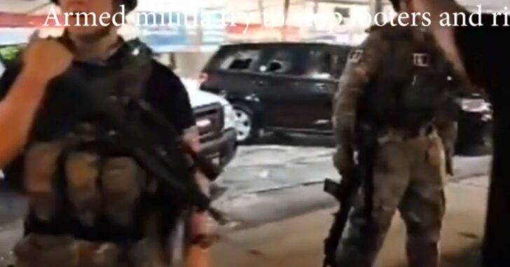 [VIDEO] Armed Militia Attempts To Stop Looters And Rioters In Kenosha On 2nd Night Of Chaos