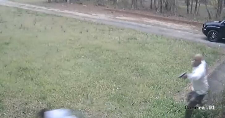 [VIDEO] Father And Son Get Into Gunfight With Each Other In Front Yard