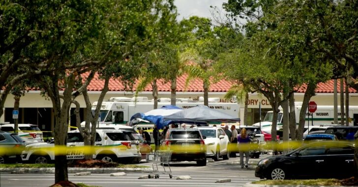 Deadly Shooting At FL Publix: Suspect Said He Wanted To Kill Children, Attack Was Random, Gun Jammed, 911 Calls Released