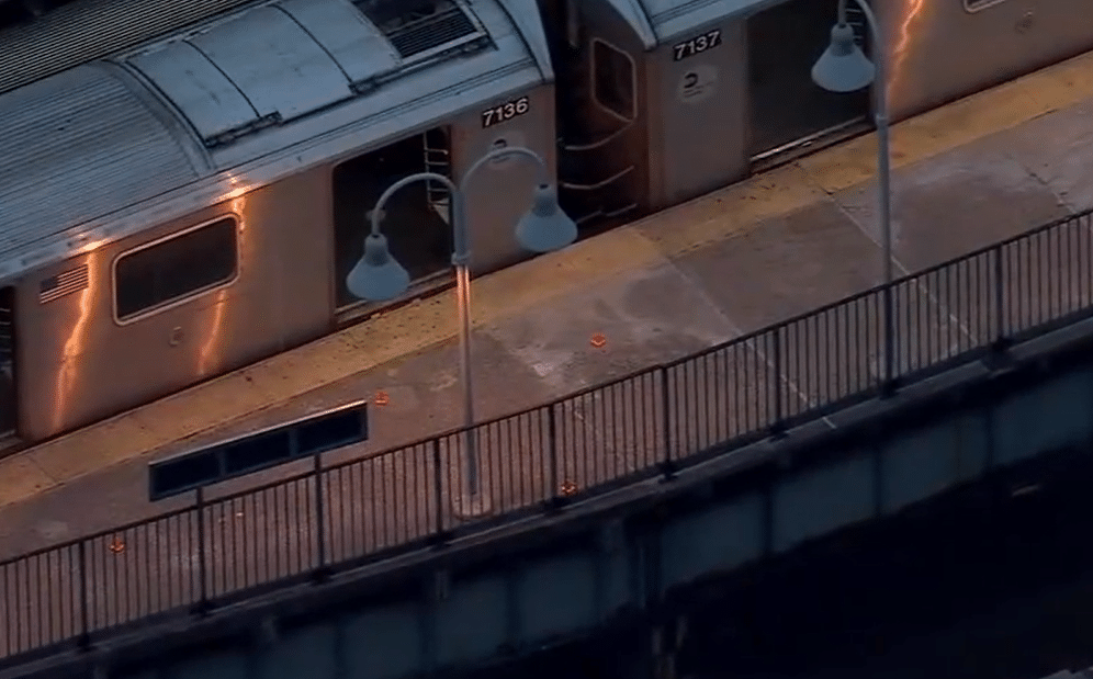 1 Dead, 5 Injured After Man Opens Fire On Bronx Subway Platform As ...